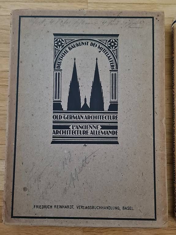 Bücher: Architektur Baukunst im Mittelalter – Gebraucht aus Basel von Piscosour01 1