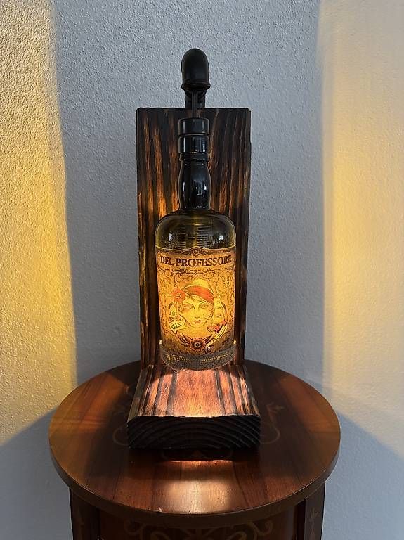 Lampade: Lampada Gin del Professore – Usato da S. Antonino venduto da raffosuisse