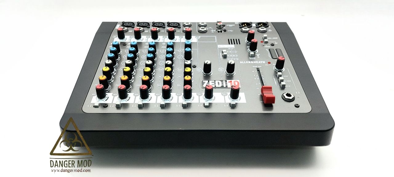 Allen & Heath Platines de mixage: Table de mixage Allen&Heath ZEDi-10 – D'occasion à Villars-sur-Glâne par Danger_Mod 1
