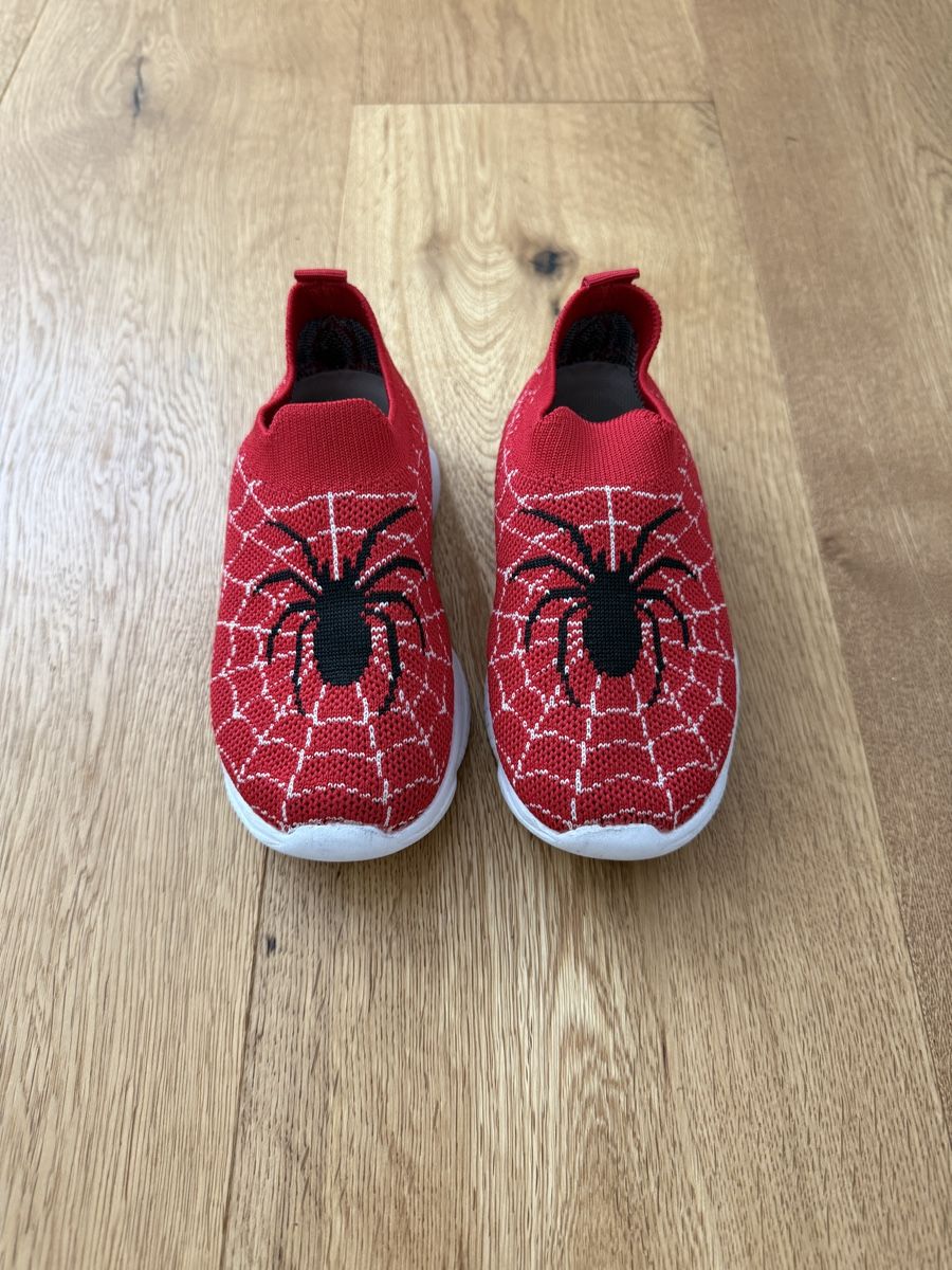 Chaussures garçon: Kinder Schuhe, Gr. 28 – D'occasion à Interlaken par fbnscl 1