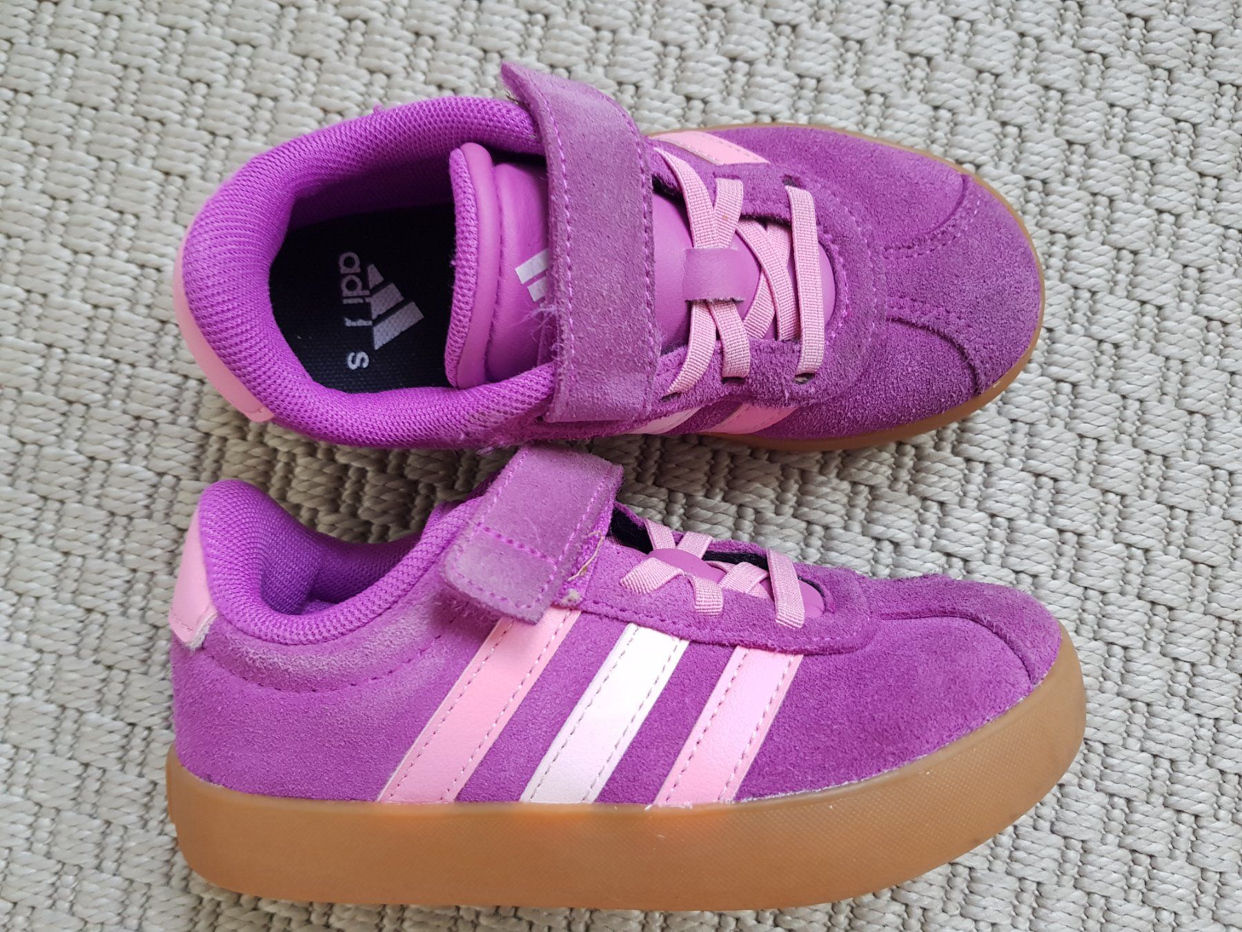 Adidas Schuhe für Mädchen: Adidas Sneakers – Gebraucht aus Münchenstein von mt25 1
