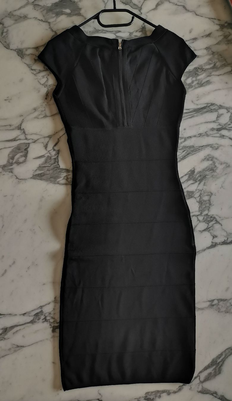 Guess Vestiti: Guess, Bondage Kleid – Usato da Uerikon venduto da pink_flamingo 1