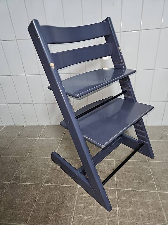 Stokke Seggioloni: Stokke Tripp Trapp in dunkelblau – Usato da Schüpfen venduto da SANNYLI31 2
