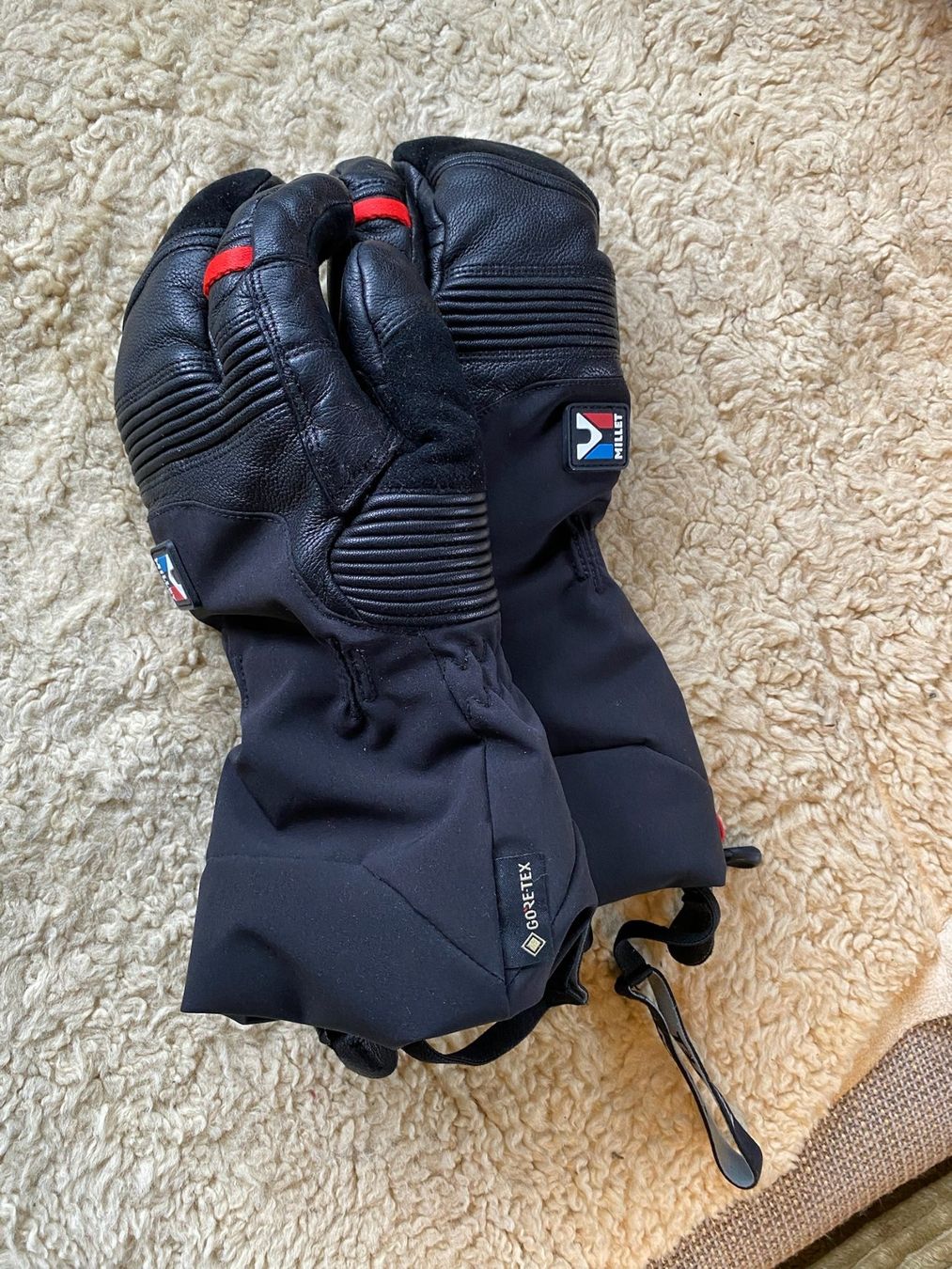 Millet Autres accessoires hommes: Millet Bergsteigerhandschuhe – D'occasion à Ebnat-Kappel par del_9vyy