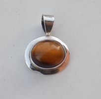 Silberanhänger mit Tigerauge 800er Silber