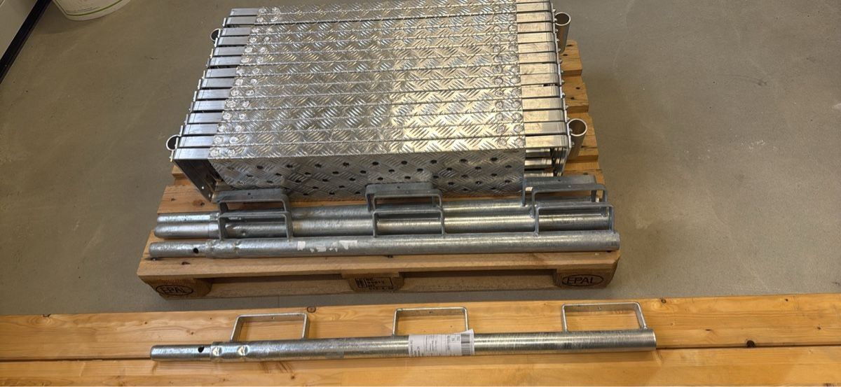 Scale: Top Zustand: Robuste, variable Gerüsttreppe aus Alu! – Usato da Erlinsbach SO venduto da n123h 1