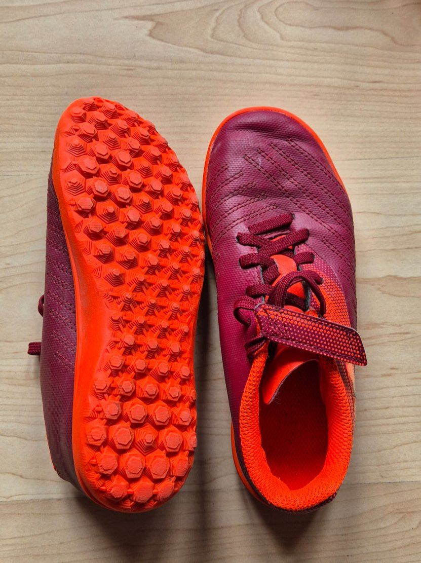 Scarpe da uomo: Fussballschuhe Gr. 31 – Usato da Menzingen venduto da cf_81 1