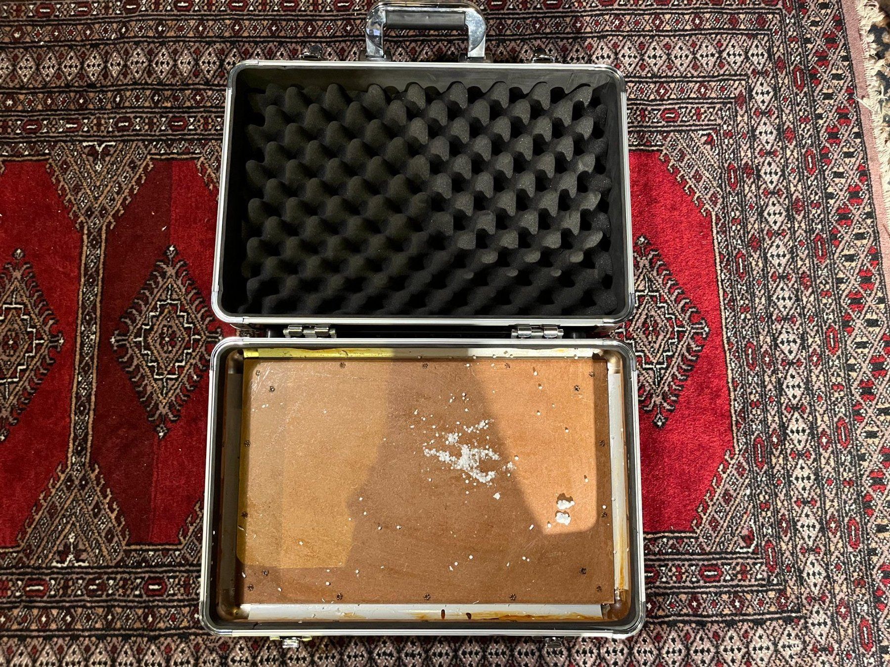 Valises de voyage: Hard Case 46x32x15 – D'occasion à Bern par PJB 1