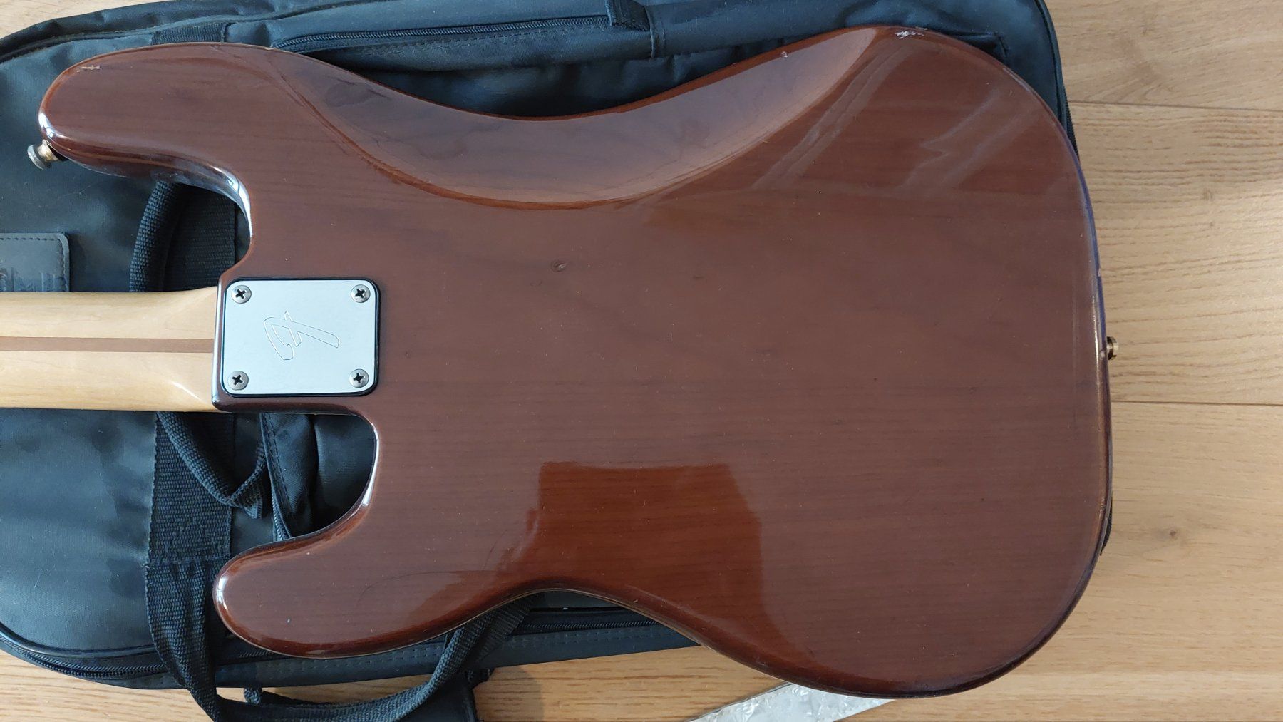 Fender Strumenti musicali: Fender Precision Bass 1977/78 – Usato da Seeberg venduto da Gebi8 6