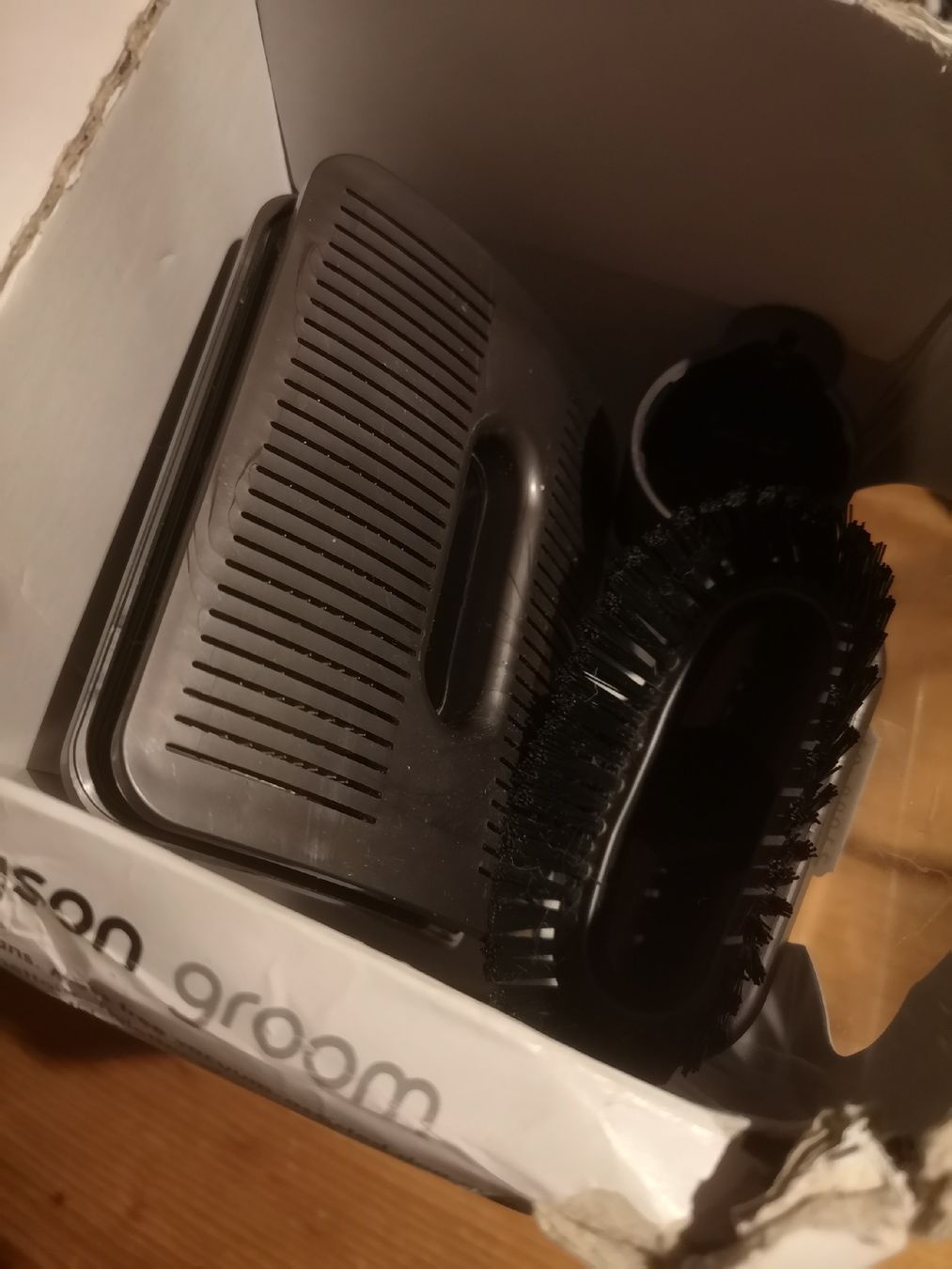 Dyson Pflegeprodukte & Putzartikel: Dyson Groom Hundebürste – Neu (gemäss Beschreibung) aus Zweisimmen von Momo_1872 6
