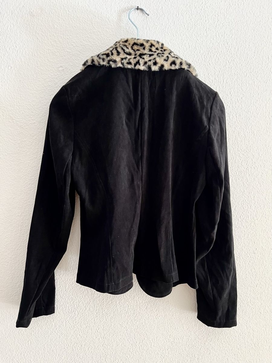 Giacche: SCHWARZE LEICHTE JACKE MIT LEO-KRAGEN Gr. S – Nuovo (secondo la descrizione) da Basel venduto da JJ.Elena 2