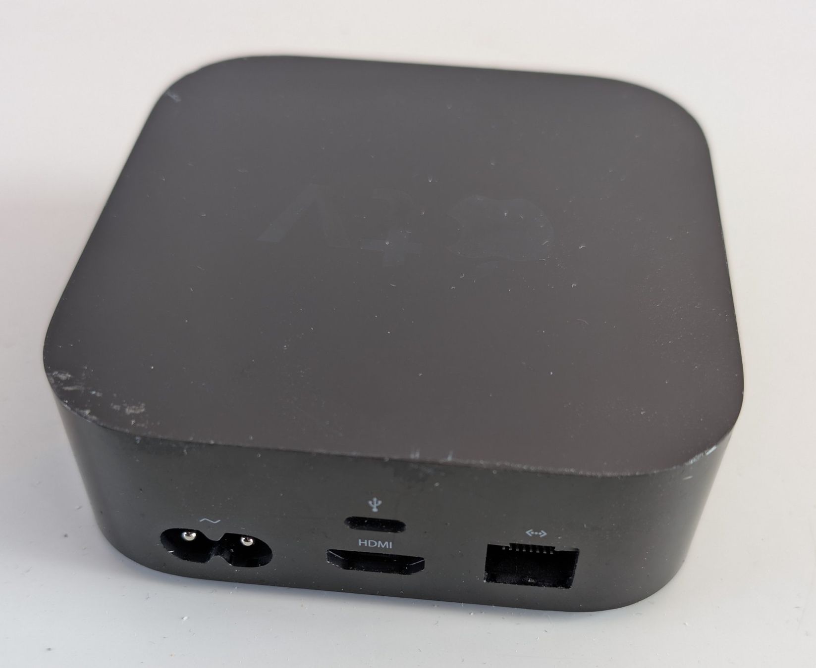 Apple Sistemi audio & multimediali: Apple TV HD (4. Generation) – Usato da Dietlikon venduto da ComdatAG 1
