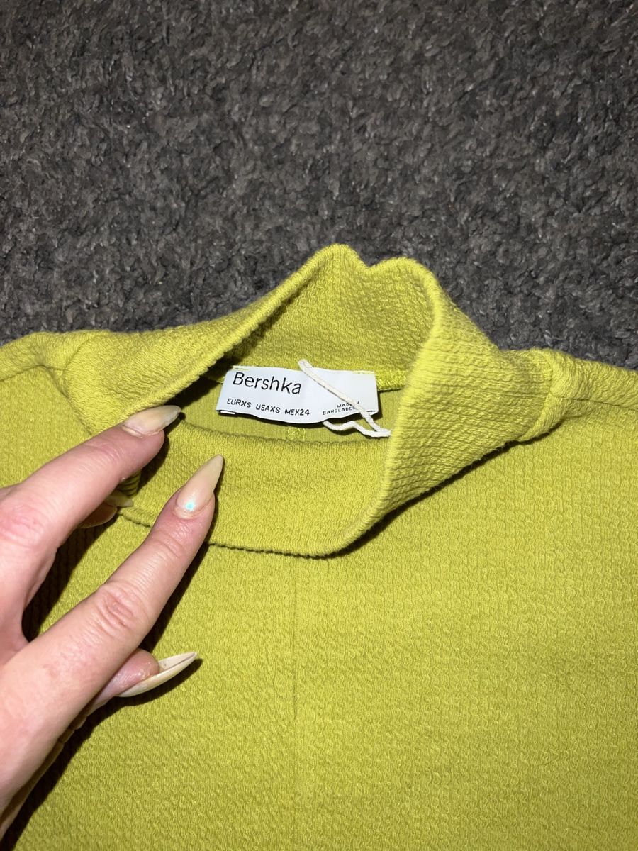 Bershka Maglioni & Felpe: BERSHKA Crop Pulli Gr. Xs – Nuovo (secondo la descrizione) da Effretikon venduto da La_Leoparda_Prive 1
