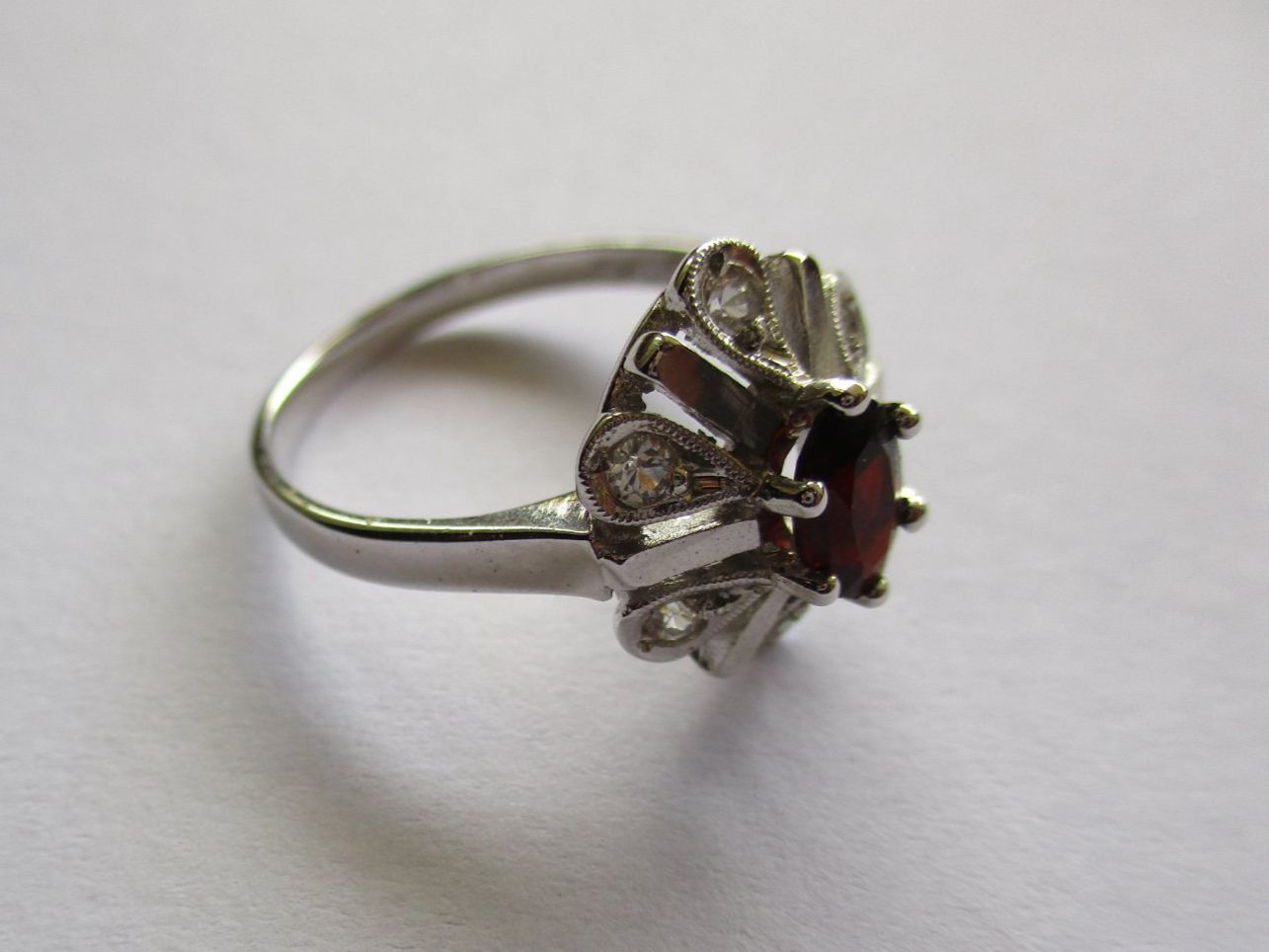 Bagues: Bague argent 800 grenat et zircons – D'occasion à La Sarraz par vic_v6kz 1