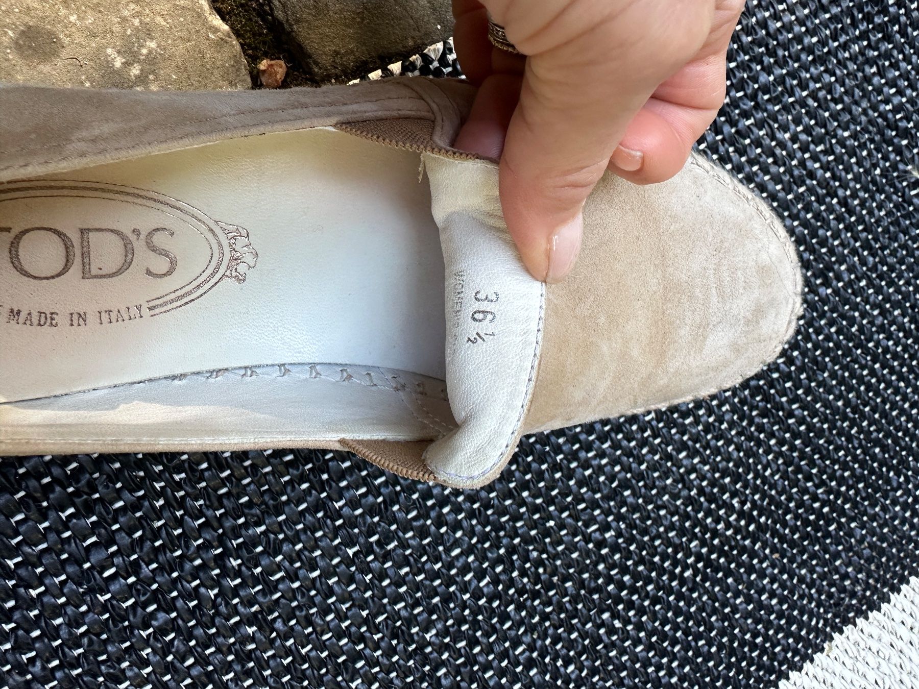 Tod'S Scarpe da donna: Tods Slipper - Beige Veloursleder – Usato da Zürich venduto da Lillyrose2013 2