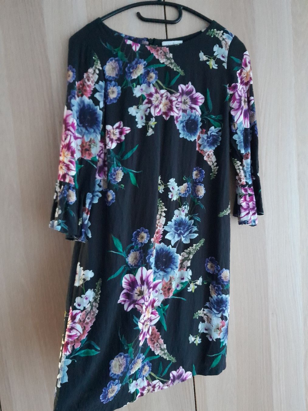 Vestiti: Kleid mit Blumenmuster – Nuovo (secondo la descrizione) da Winterthur venduto da MaaKath