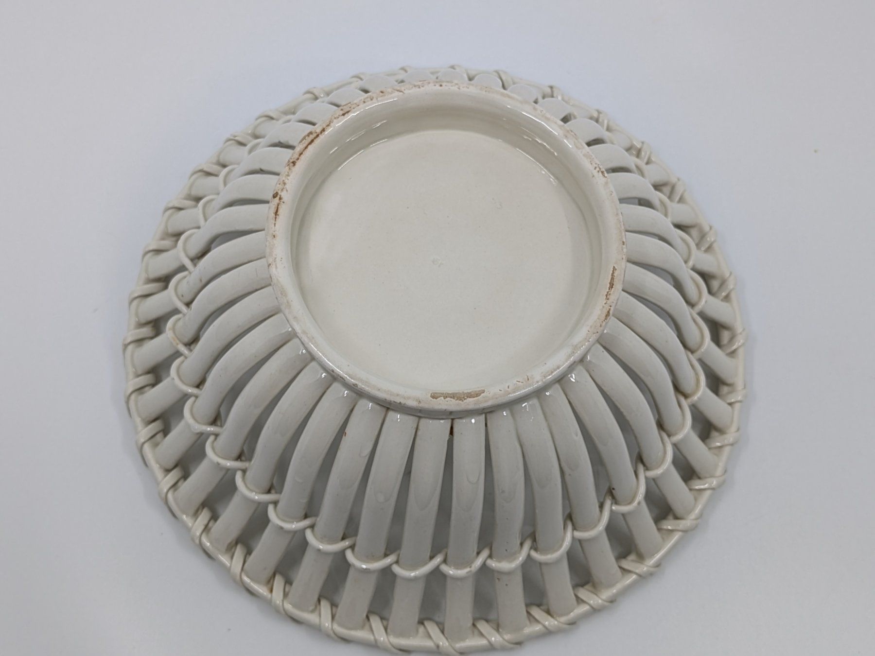 Ciotole: Antiker Faience Steingut Korb vermutlich Carouge? – Usato da Emmen venduto da magelan 7