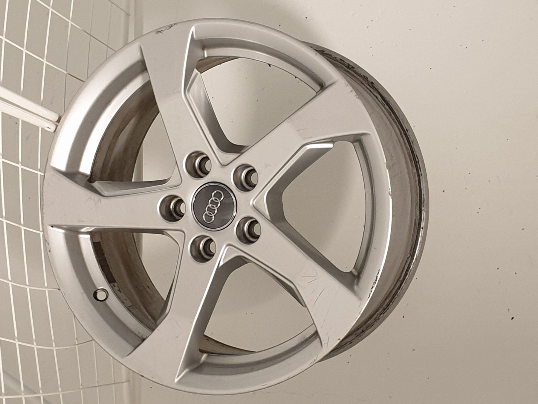 Audi Jantes: AUDI A3 – D'occasion à Birsfelden par Adl_sd25 1