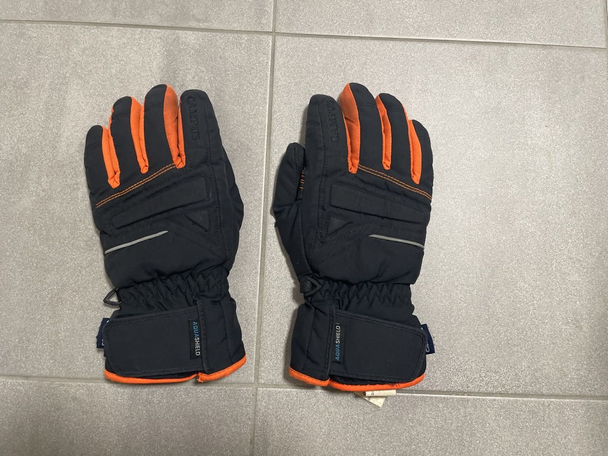 Gants: Kinderhandschuhe Fingerhandschuhe Gr. 6.5 – D'occasion à Zollikofen par groegeli