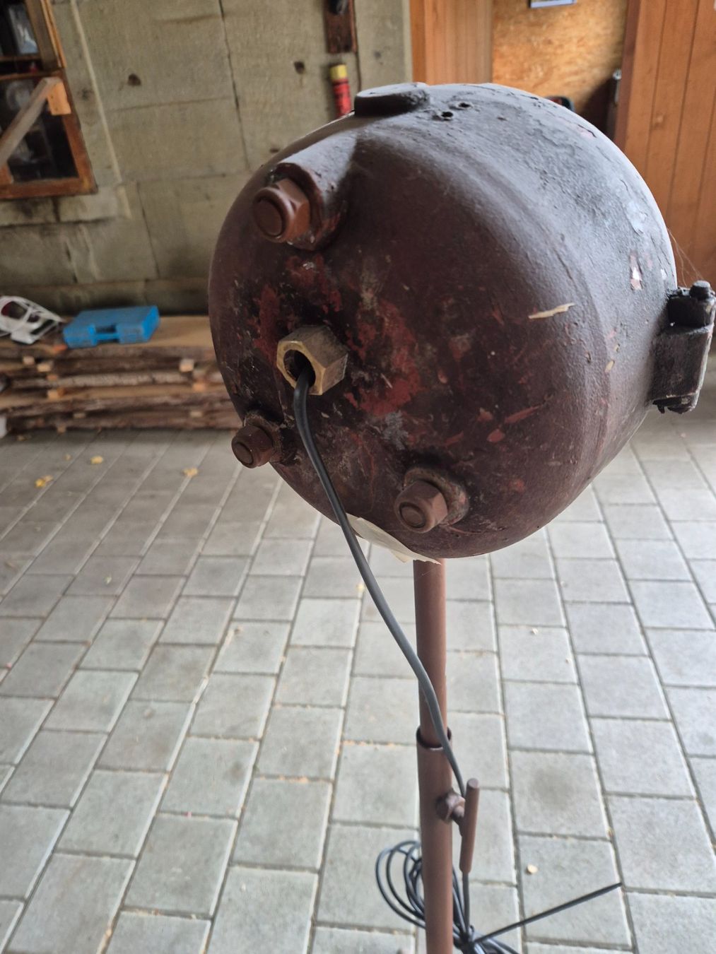 Lampade: Stehlampe Scheinwerfer Retro Industrie Designe – Nuovo (secondo la descrizione) da Schafhausen i. E. venduto da Grindelwald2 3