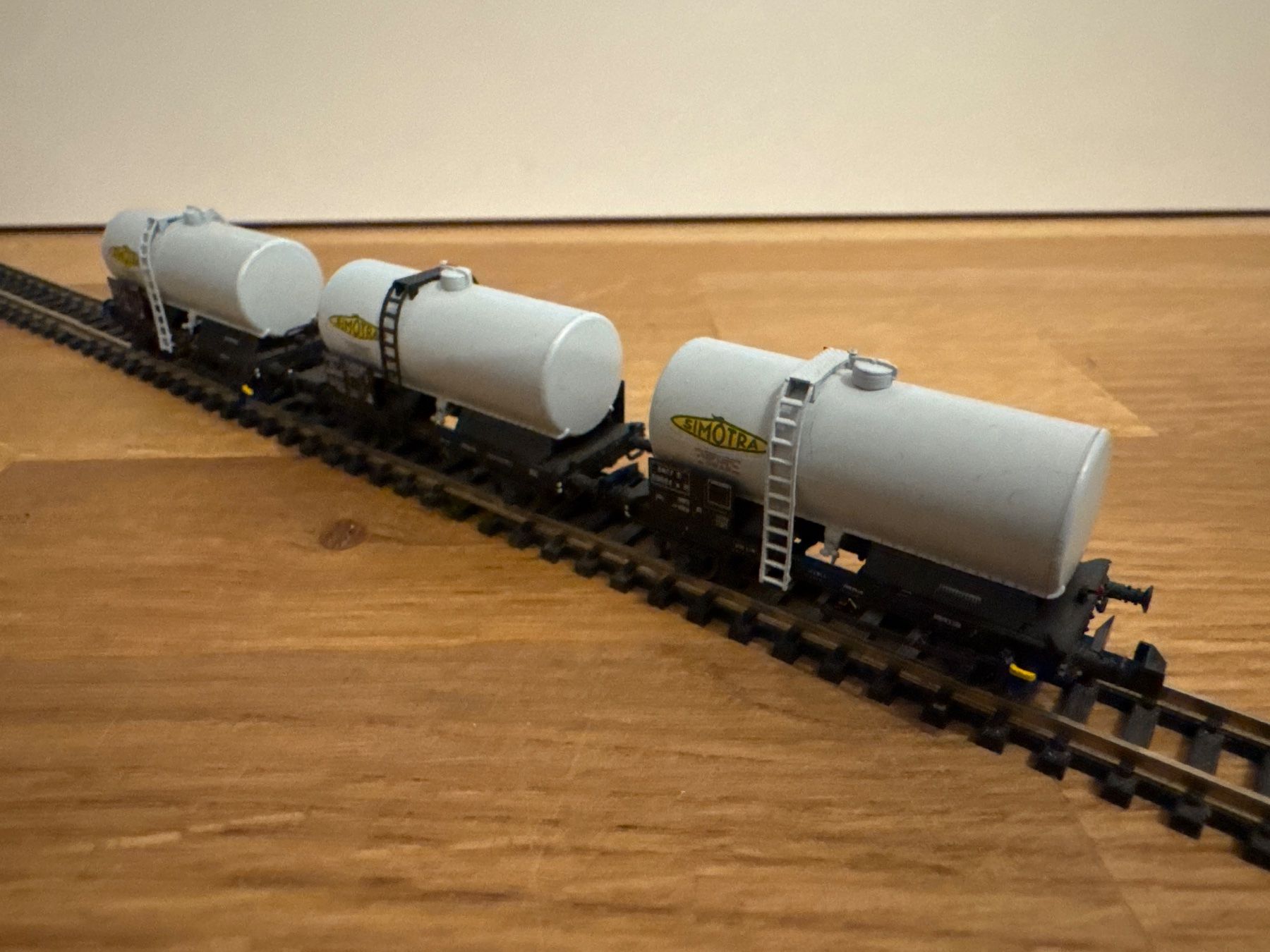 Fleischmann Modellini di ferrovie: Fleischmann Kesselwagen – Usato da Schlierbach venduto da Look8 1