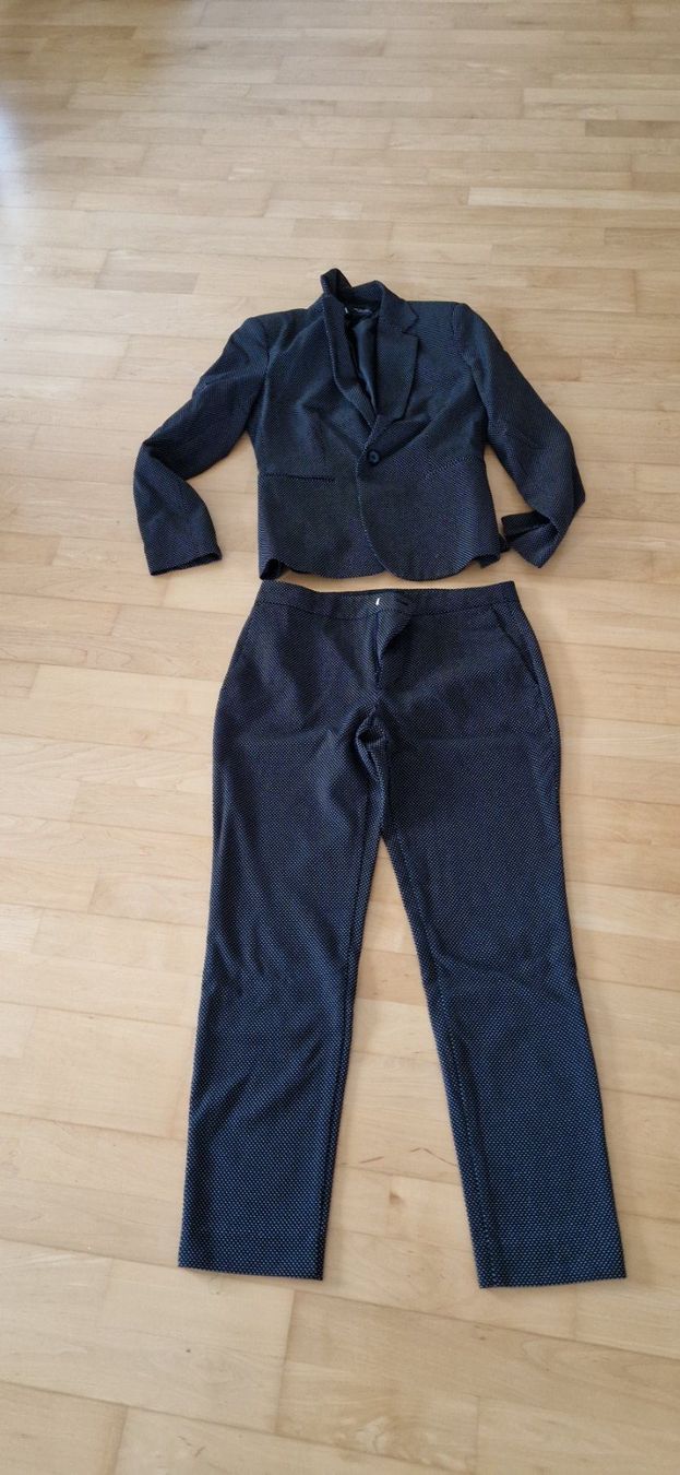 Lots de vêtements: Kleiderpaket Damen Gr.S – D'occasion à Märwil par Mumel01 2