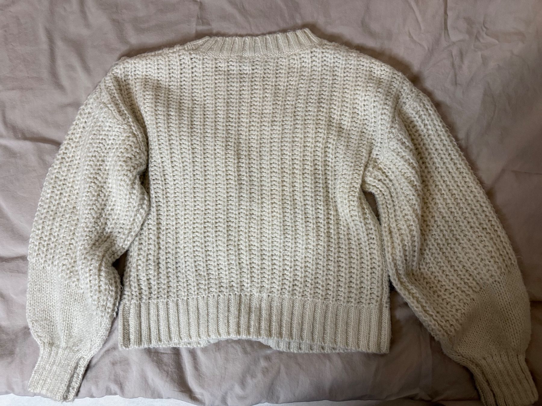Pullover & Sweatshirts: Weißer Grobstrickpullover im Boho-Stil – Größe S – Gebraucht aus Zürich von Vma_reuse 5