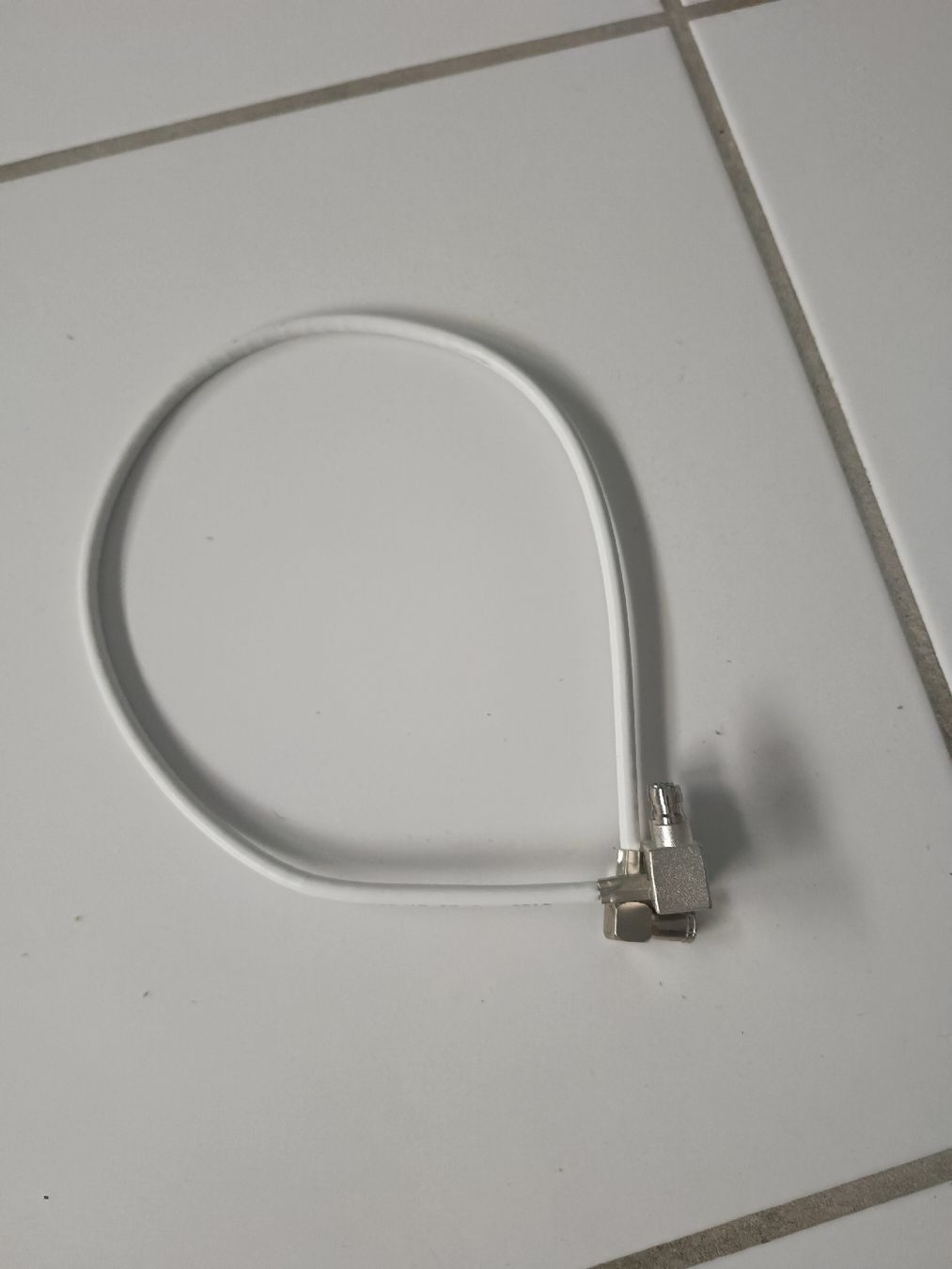 Cavi: WISI Verteiler 5-860 MHz, 4dB – Nuovo (secondo la descrizione) da Hägendorf venduto da aga_mh97 1