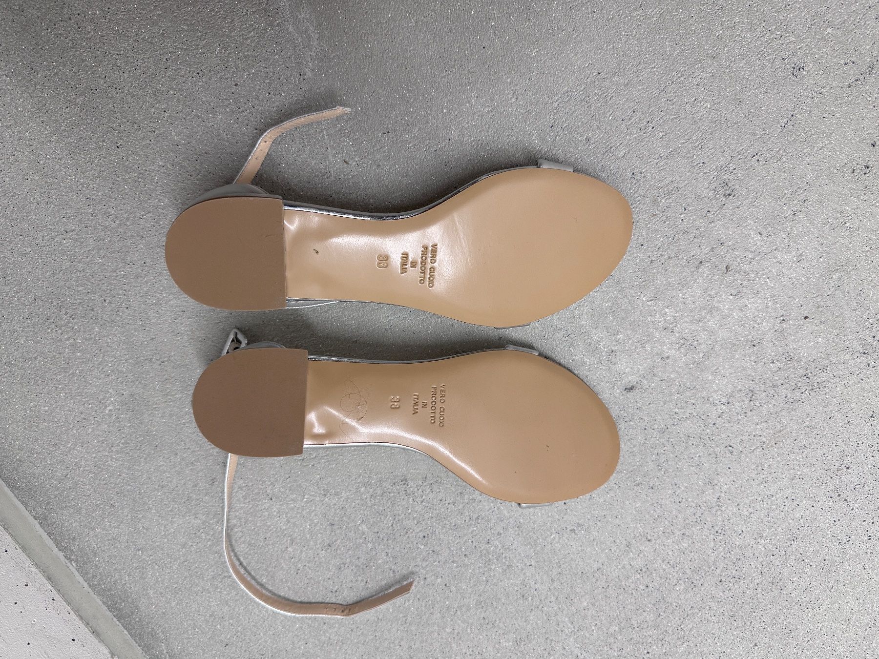 Chaussures femmes: Riemchensandalen – Neuf (Voir description) à Horw par lovelife02 1
