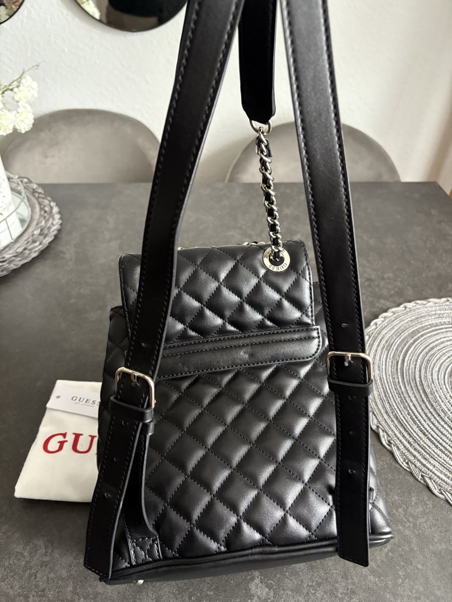 Zaini: Originaler Guess Rucksack – Usato da Suhr venduto da So-786- 2
