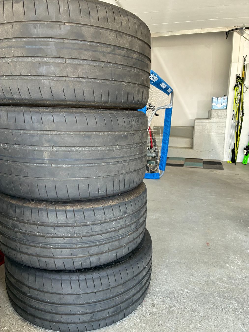 Goodyear Pneus & Roues: Good Year F1 Eagle 2x 245/35 20 – D'occasion à Lüchingen par bsk-graf-bikeshop