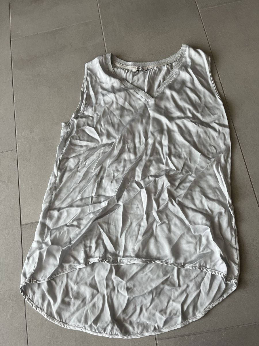 Camicette: Blusentop silber mit V-Ausschnitt S neu – Nuovo (secondo la descrizione) da Birrwil venduto da vanyboo