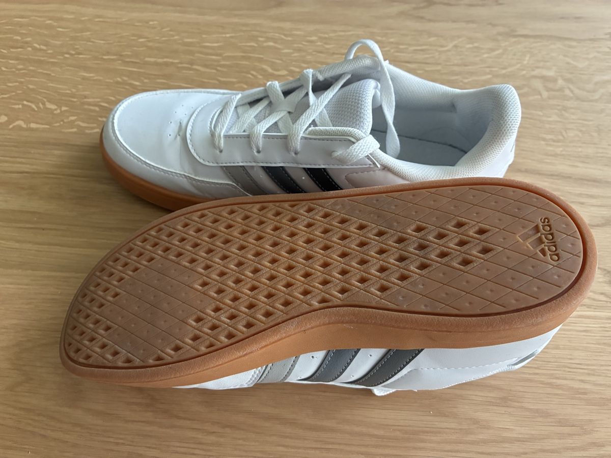 Adidas Scarpe per ragazzi: Adidas Turnschuhe – Nuovo (secondo la descrizione) da Kriens venduto da Hornet12 1