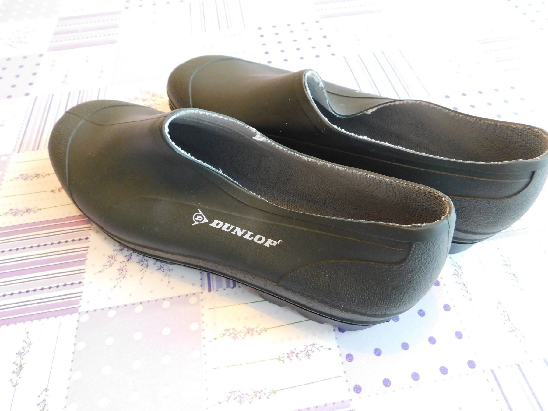 Herrenschuhe: Dunlop Gartenclocs Grösse 44 – Gebraucht aus Strengelbach von Wedi73 9