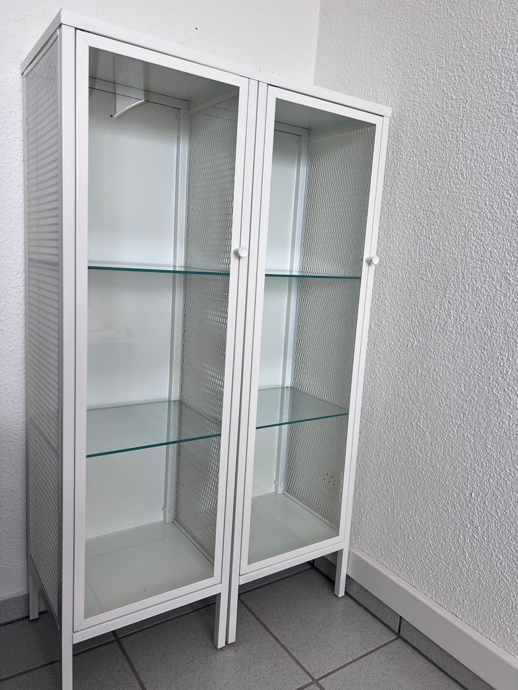 Vitrinen: Vitrine – Neu (gemäss Beschreibung) aus Solothurn von sl_27