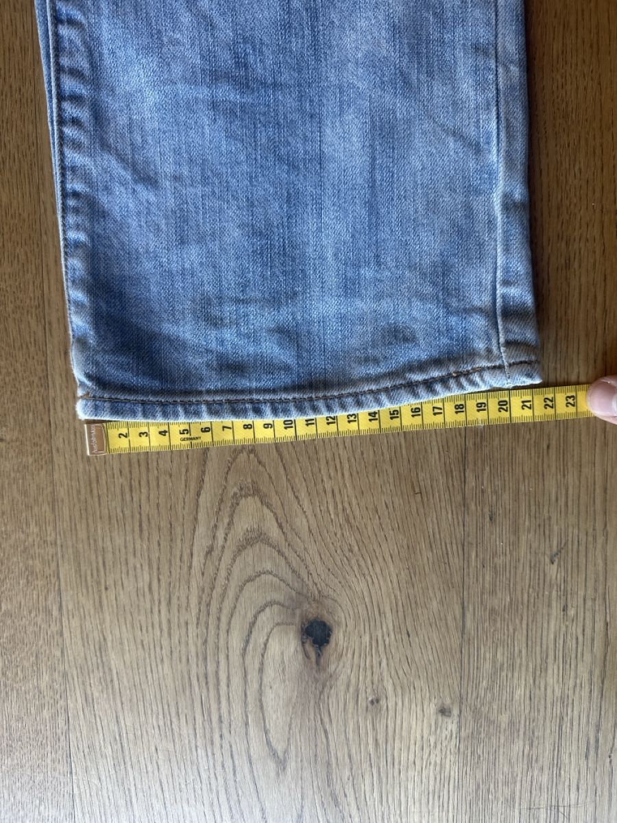 Armani Jeans: Vintage Armani Jeans – Usato da Wabern venduto da dar_f6by 4