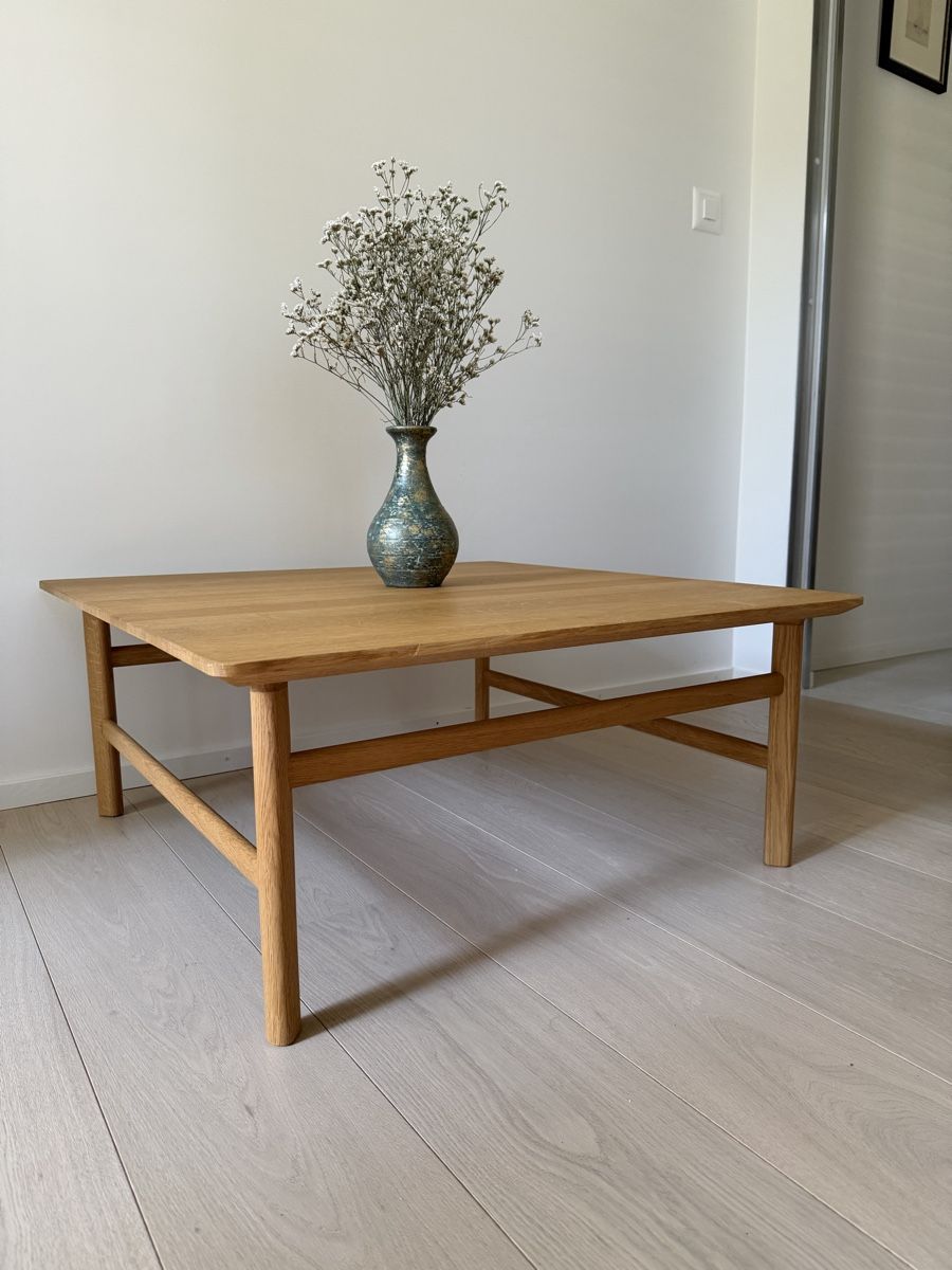 Tavoli: Oak wood coffee table, japandi style – Nuovo e nell'imballaggio originale da Corsier GE venduto da Karol_save_planet