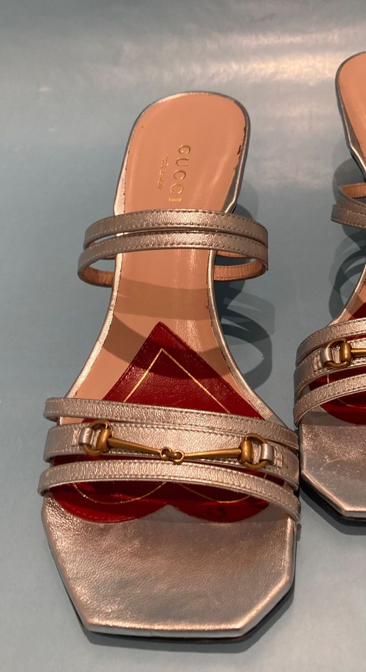 Gucci Scarpe da donna: Gucci sandali no. 36 – Usato da Paradiso venduto da Kayakara 6