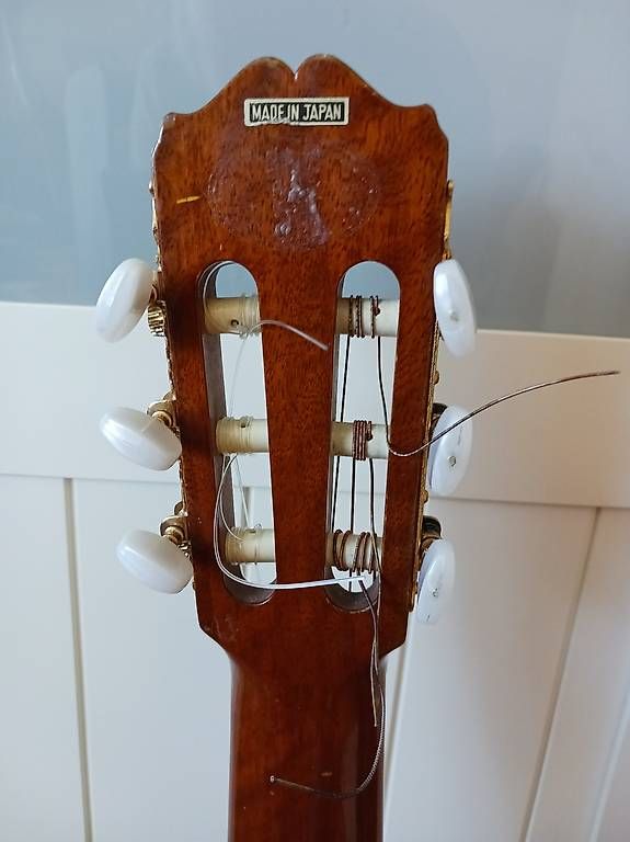 Instruments de musique: Takamine Flamencogitarre – D'occasion à Weinfelden par ake_g278 4
