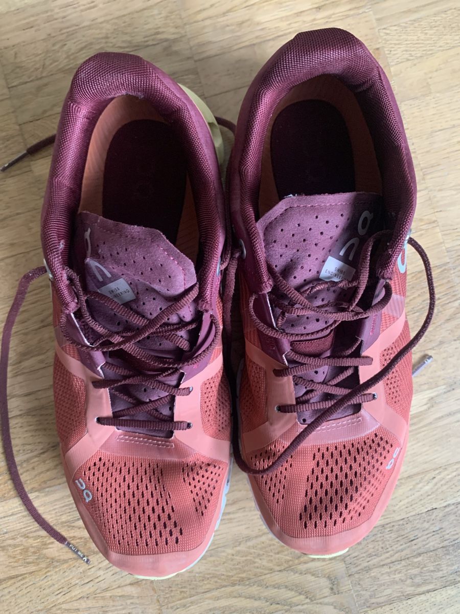 Scarpe da uomo: On cloud trainers schuhe – Usato da Zürich venduto da Nikuska32 1