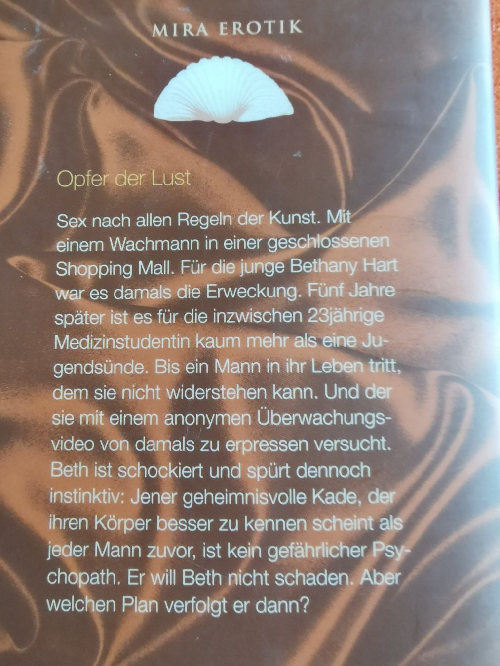 Libri: Sandra Henke, Opfer der Lust, Jenseits aller Tabus – Usato da Kölliken venduto da mar5742 1
