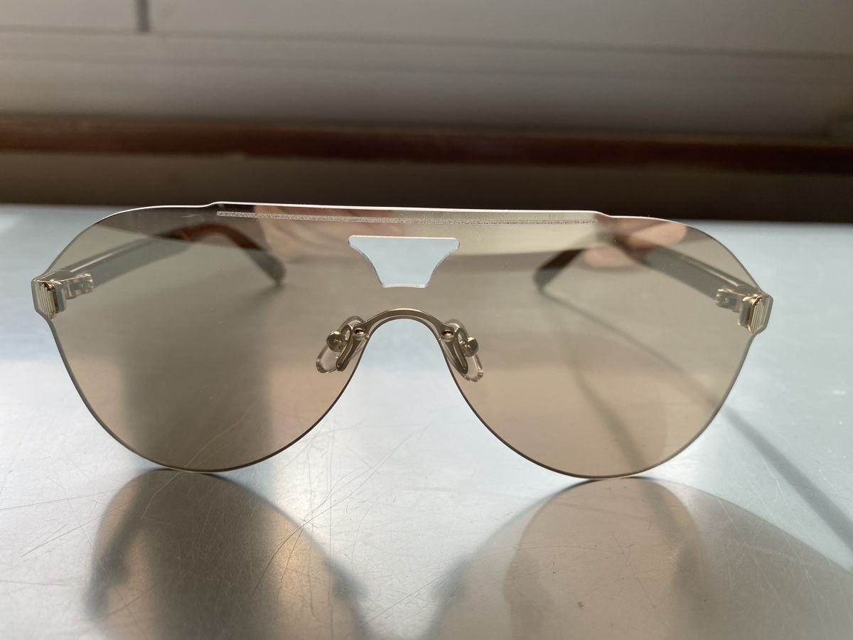 Occhiali & Lenti: Sonnenbrille mit braunem Gläsern – Nuovo (secondo la descrizione) da Zürich venduto da ann_9fv5