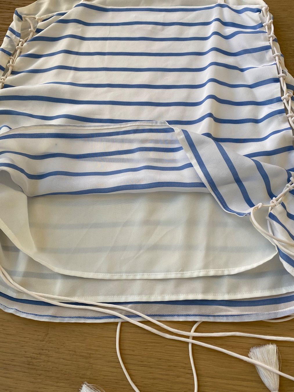 Top: Top, Seide, CAMI NYC, Grösse S, NEU! – Nuovo e nell'imballaggio originale da Bern venduto da L.I.A. 4