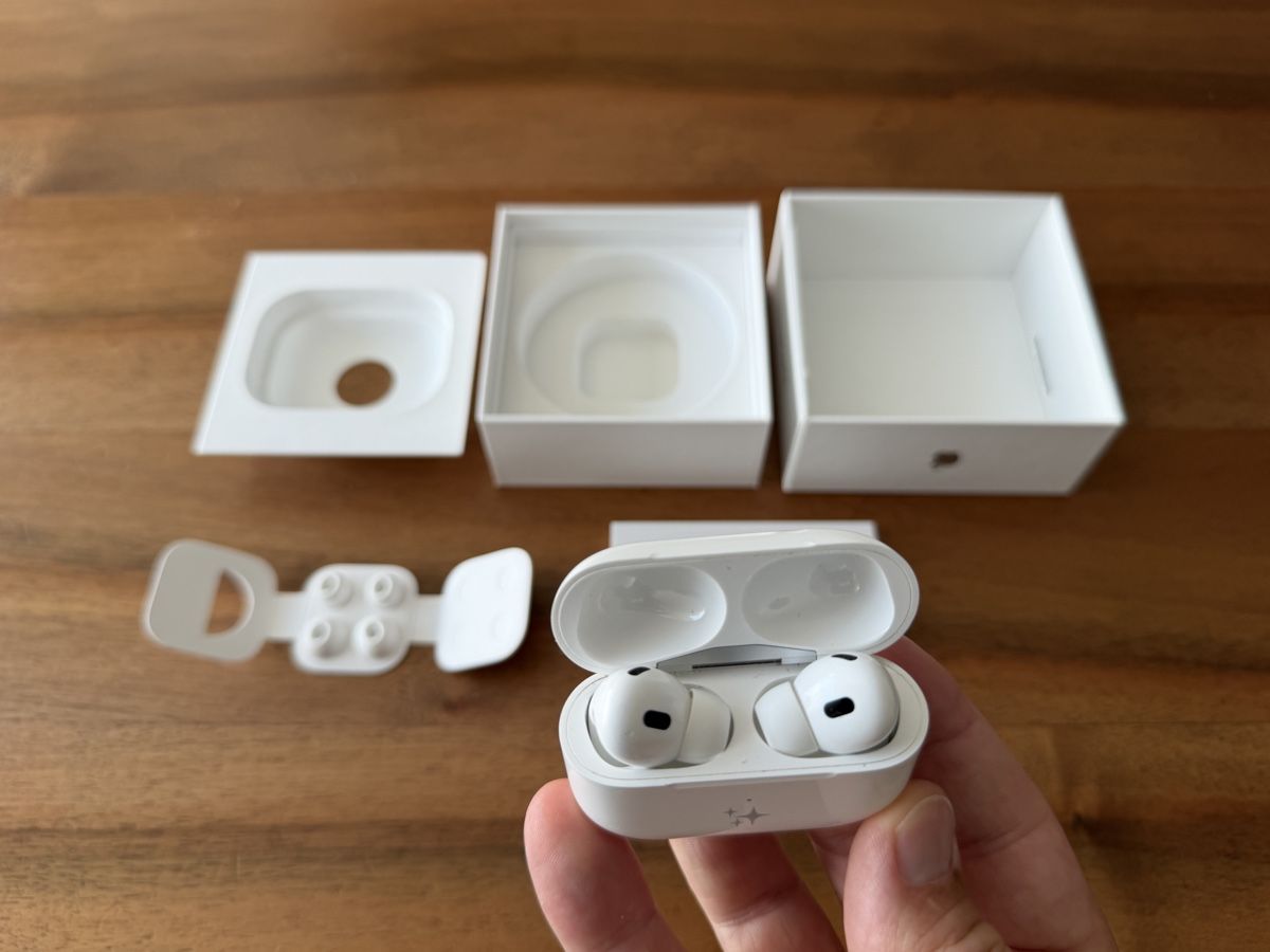Apple Kopfhörer: Apple AirPods Pro Gen.2 – Gebraucht aus Stans von lion85 1