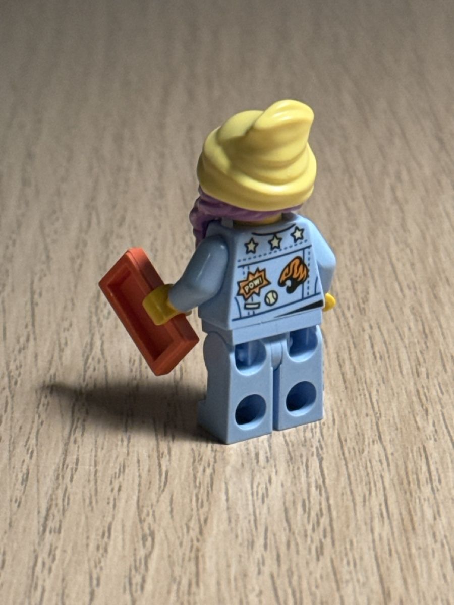 Lego Statuette: Lego Minifigur Mädchen Nr.1 – Usato da Neuhausen am Rheinfall venduto da mic_m9bp 1