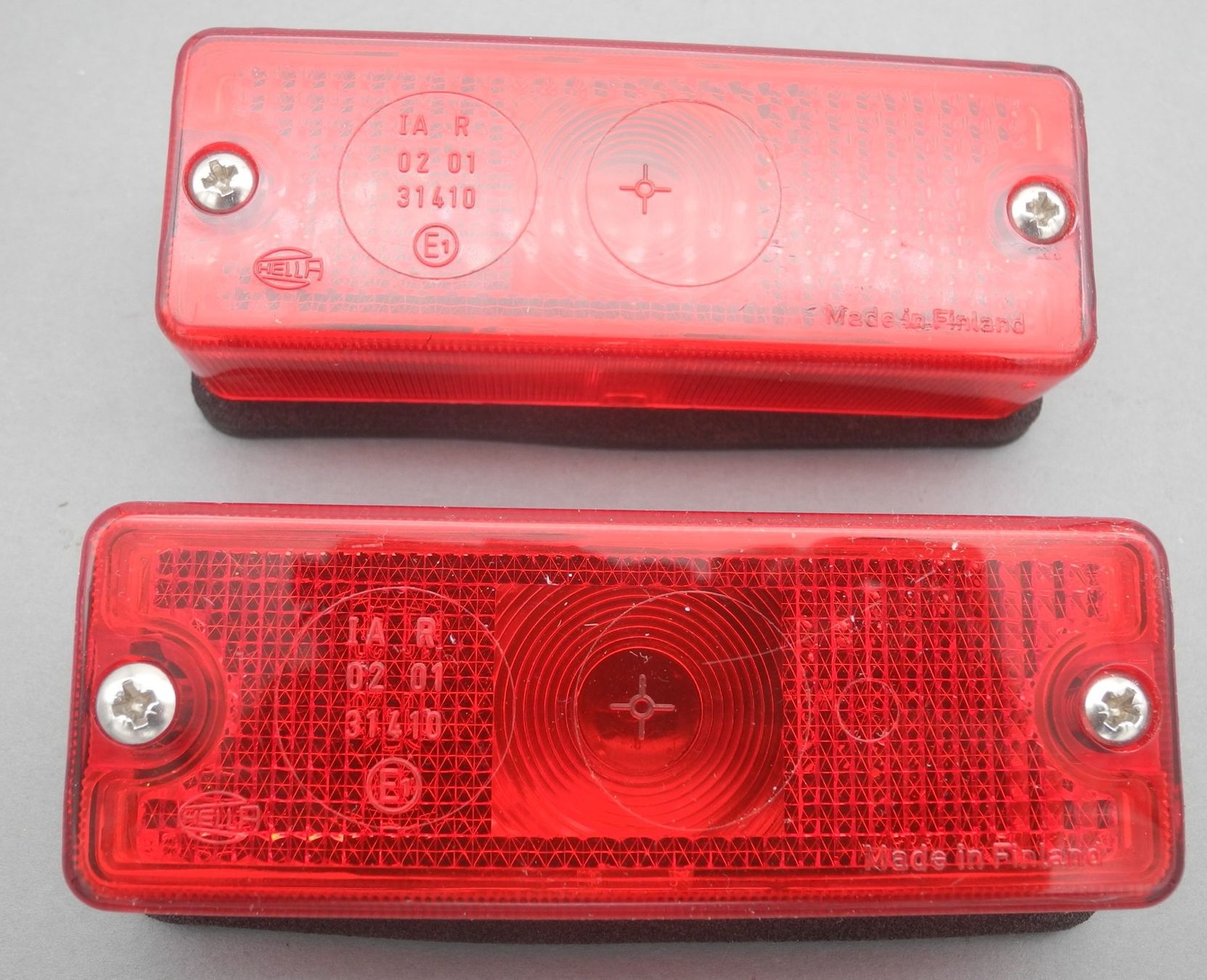 Tutti pezzi di ricambio auto: 2 Stk. Hella Oldtimer Schlussleuchten SR rot, Nr. 55a – Nuovo e nell'imballaggio originale da Kottwil venduto da Crazyrolf 1