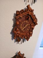 [2]Wanduhr Miniatur Pendeluhr 11 x 6 cm mit Wippvogel