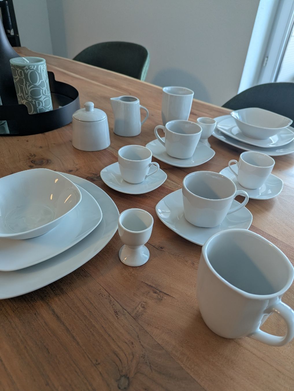 Set di piatti: Geschirrset (vollständig, 62-teilig) – Nuovo (secondo la descrizione) da Schlieren venduto da cla_wxj2 1