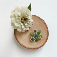 Brosche klein floral bunt mit Strass und Email VINTAGE 1960