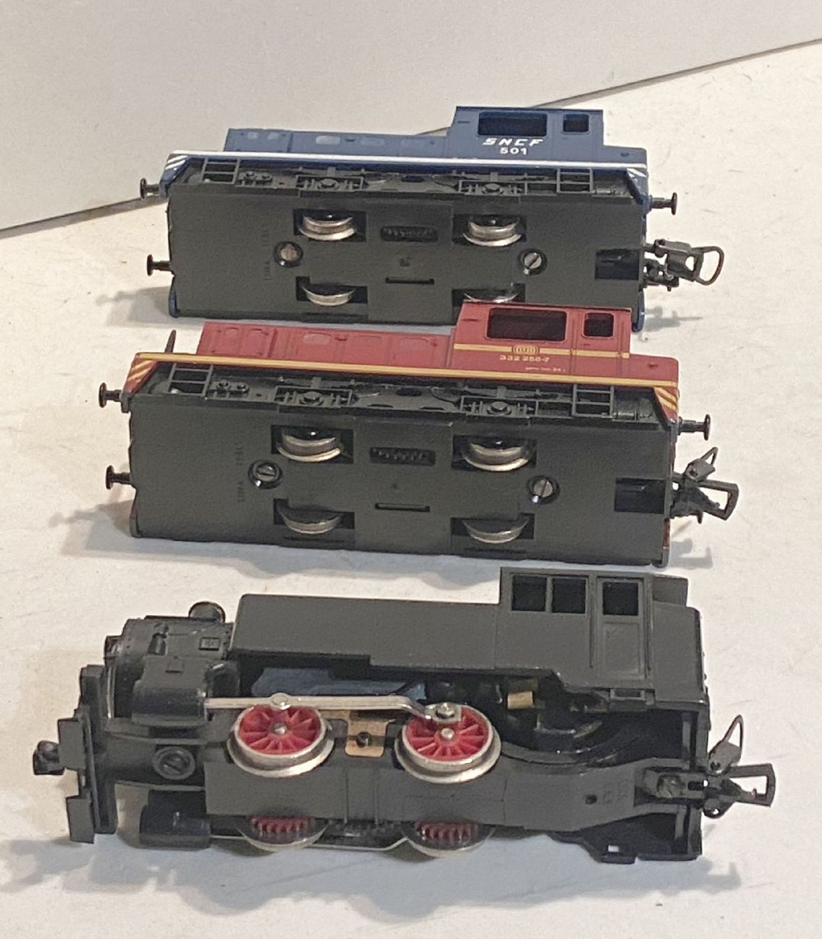 Lima Trains électriques: Lima 2 Diesel-Loks + 1 Dampflok – D'occasion à Sonceboz-Sombeval par Decolove 7